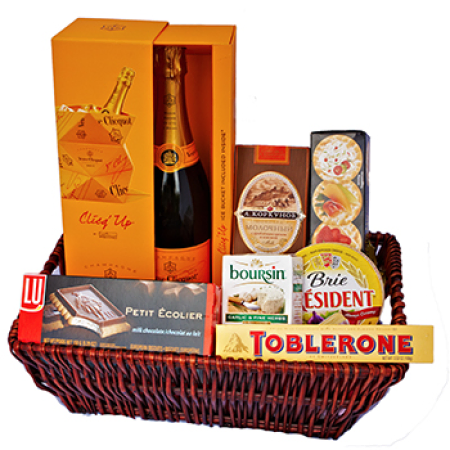 Veuve Clicquot Gift Basket